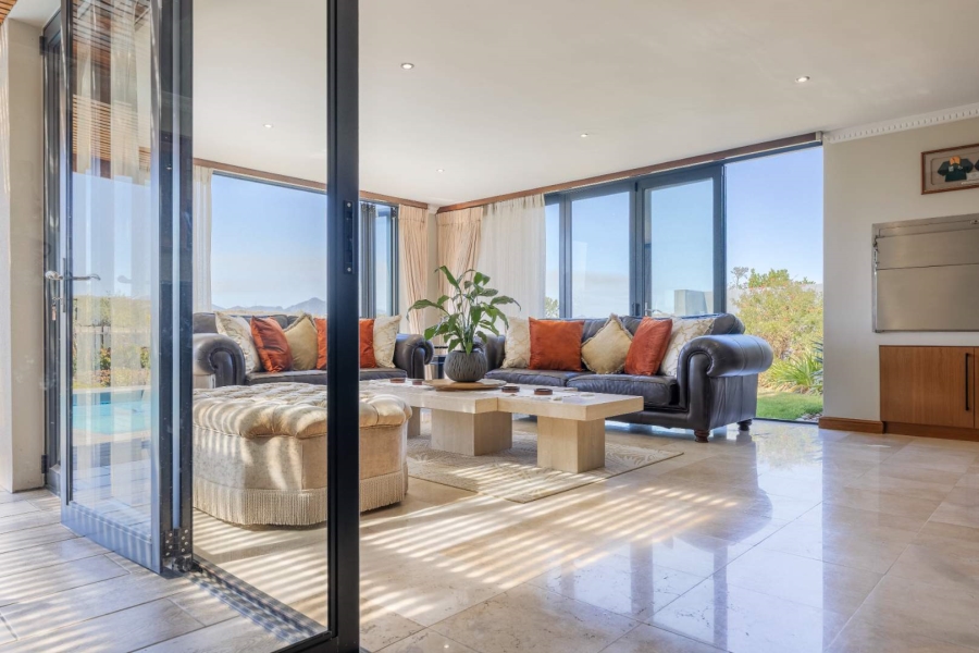 5 Bedroom Property for Sale in Oubaai Western Cape